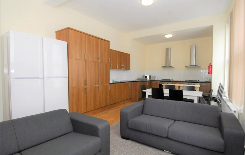 Ebrington Street, City Centre, Plymouth - Image 1